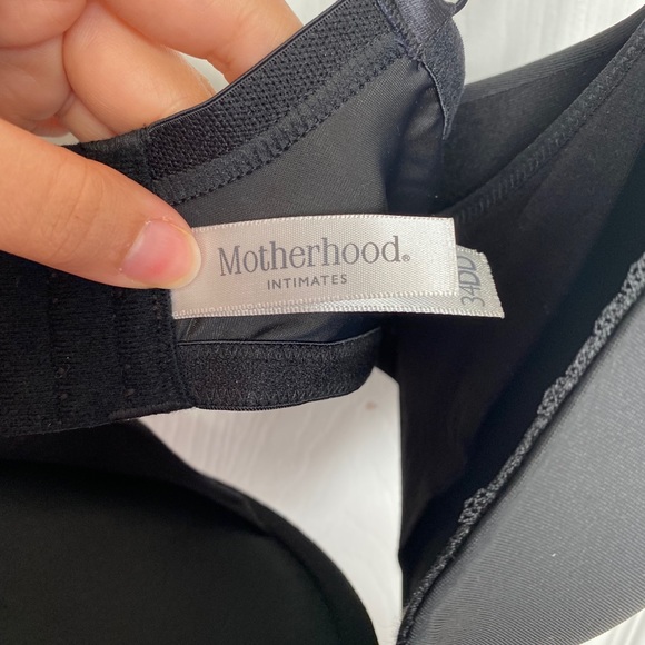 Motherhood Maternity Nursing Bra - Picture 5 of 7